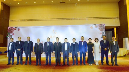  巍雅斯名表眼鏡有限公司2019年終總結(jié)暨頒獎晚會圓滿落幕！