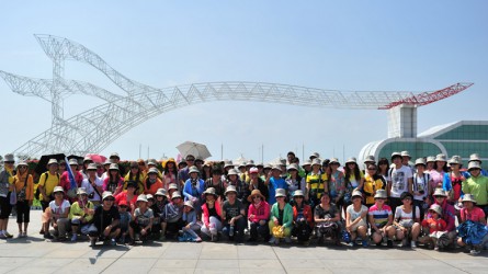 2012年蘭州員工沙湖、鎮(zhèn)北堡影視城兩日游(一）